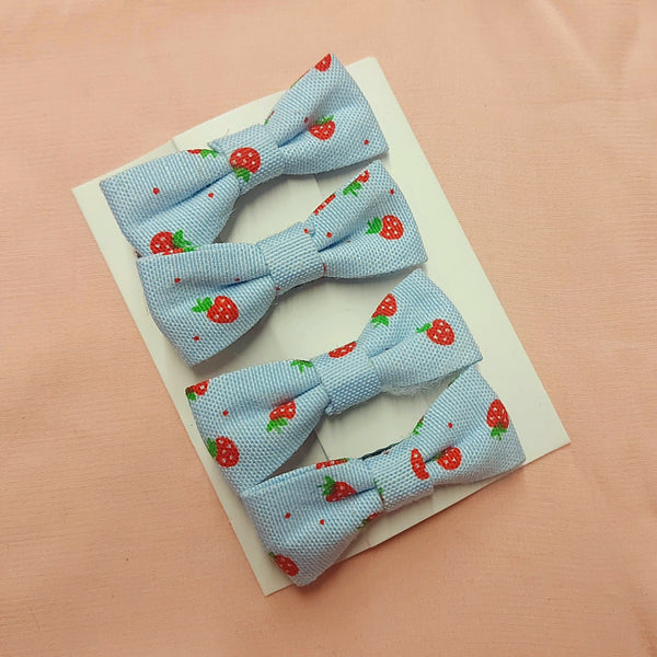 Pack Of 4 Strawberry Bow Pin