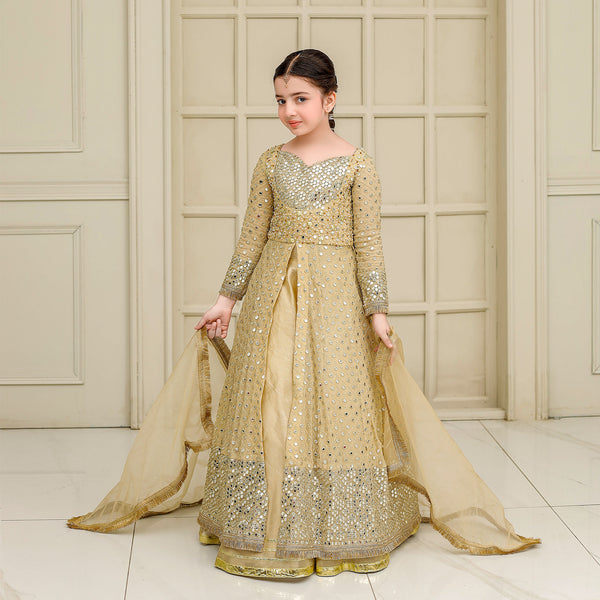 Sunehri Lehnga Set